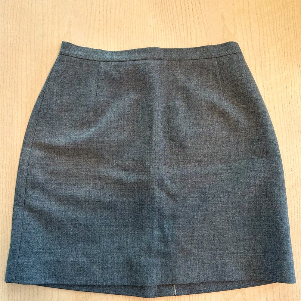 Bebe Skirt